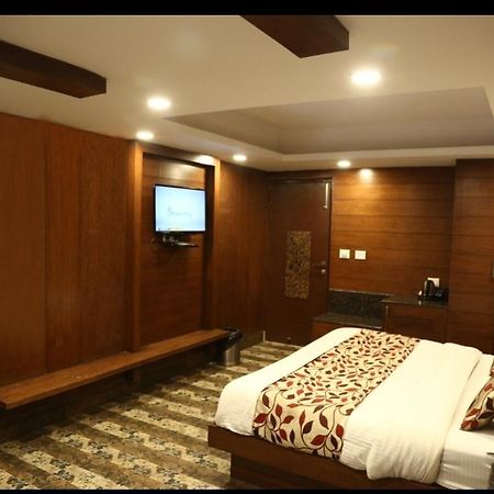 Hotel Hamers International มัสซูรี ภายนอก รูปภาพ