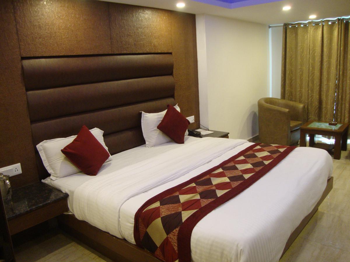 Hotel Hamers International มัสซูรี ภายนอก รูปภาพ