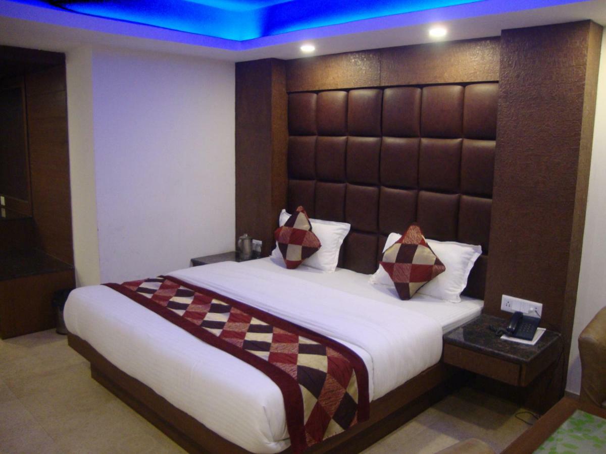 Hotel Hamers International มัสซูรี ภายนอก รูปภาพ